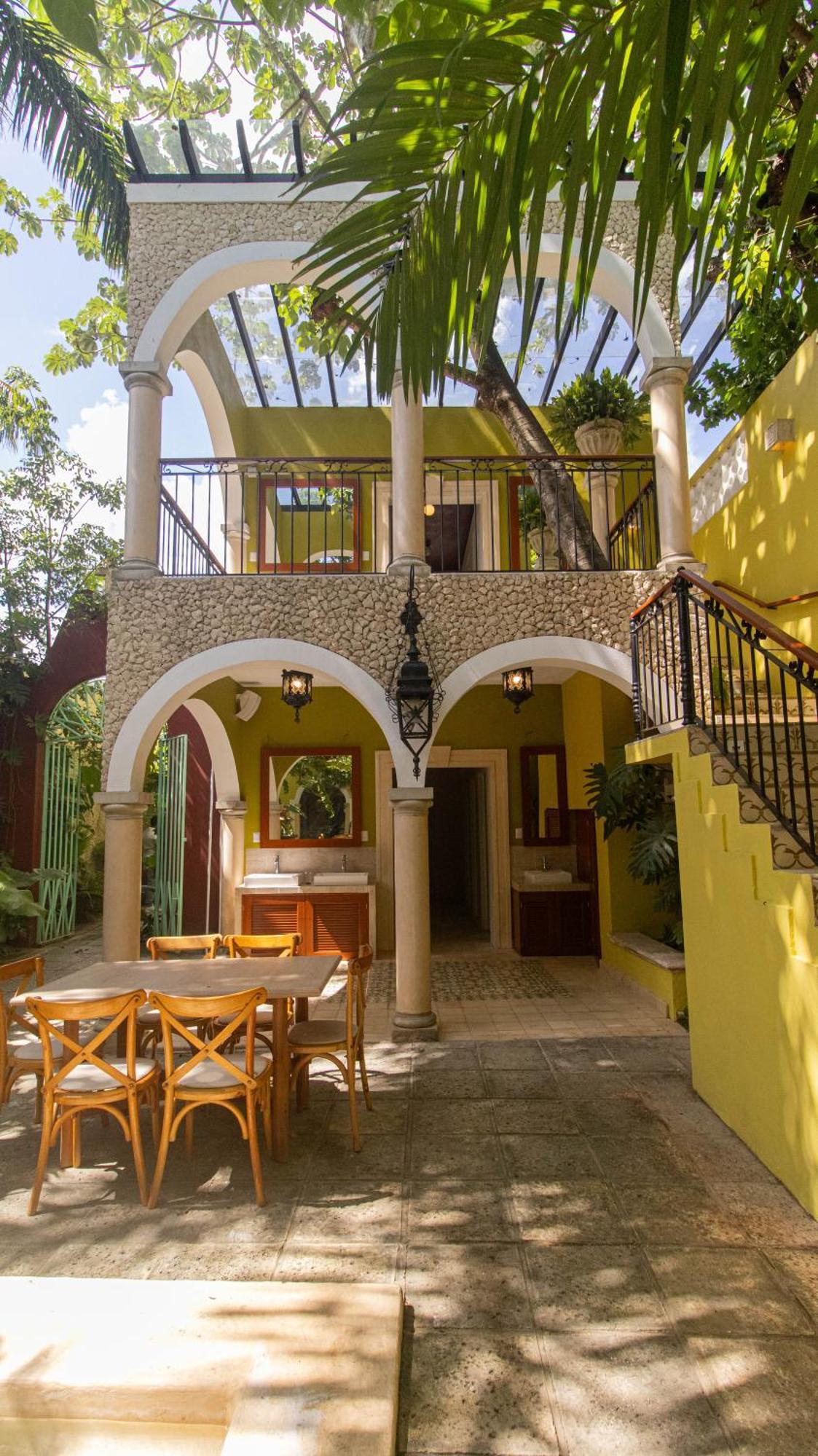 Hostal Poquito A Poquito Valladolid  Ngoại thất bức ảnh