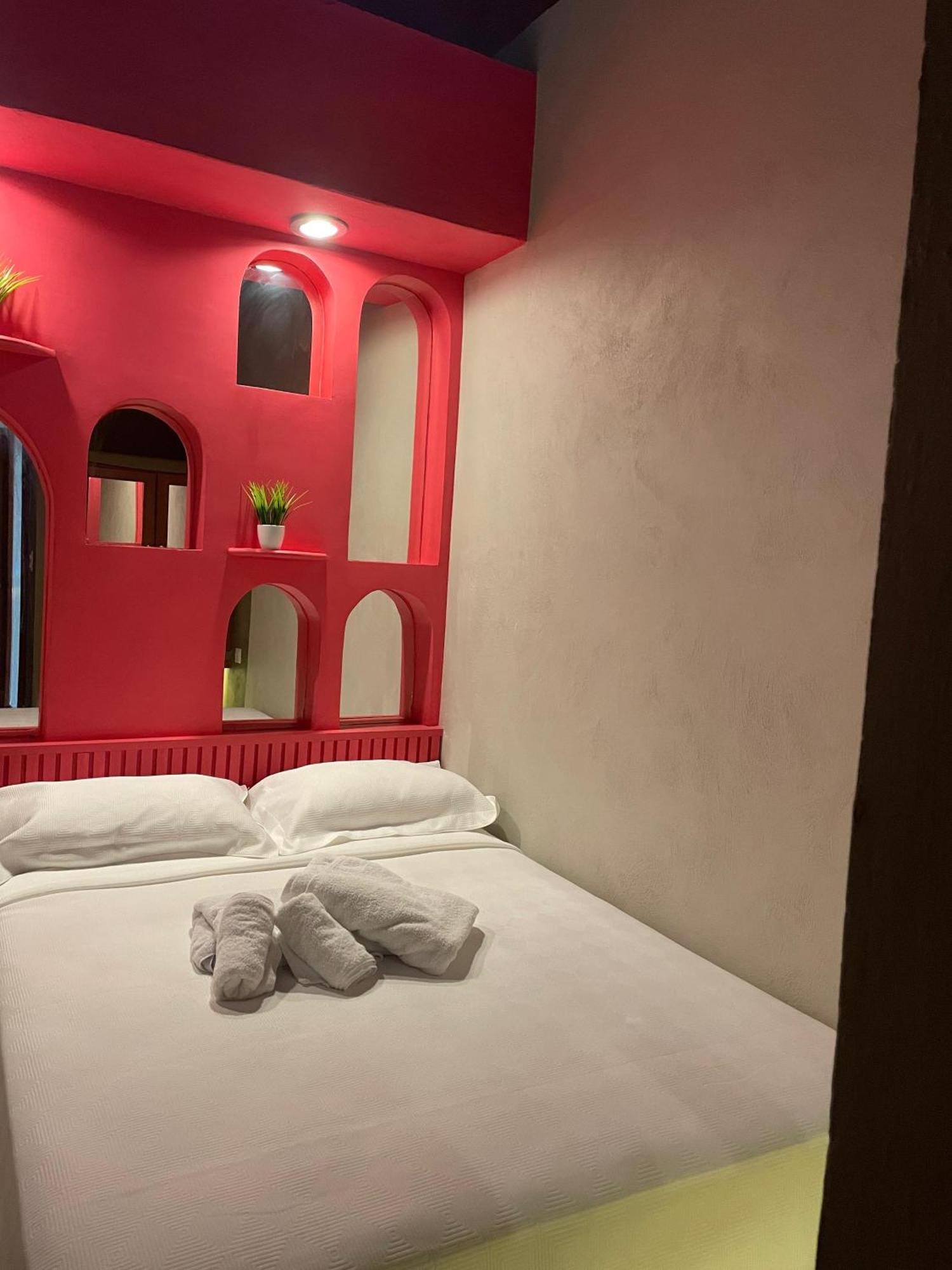 Hostal Poquito A Poquito Valladolid  Ngoại thất bức ảnh