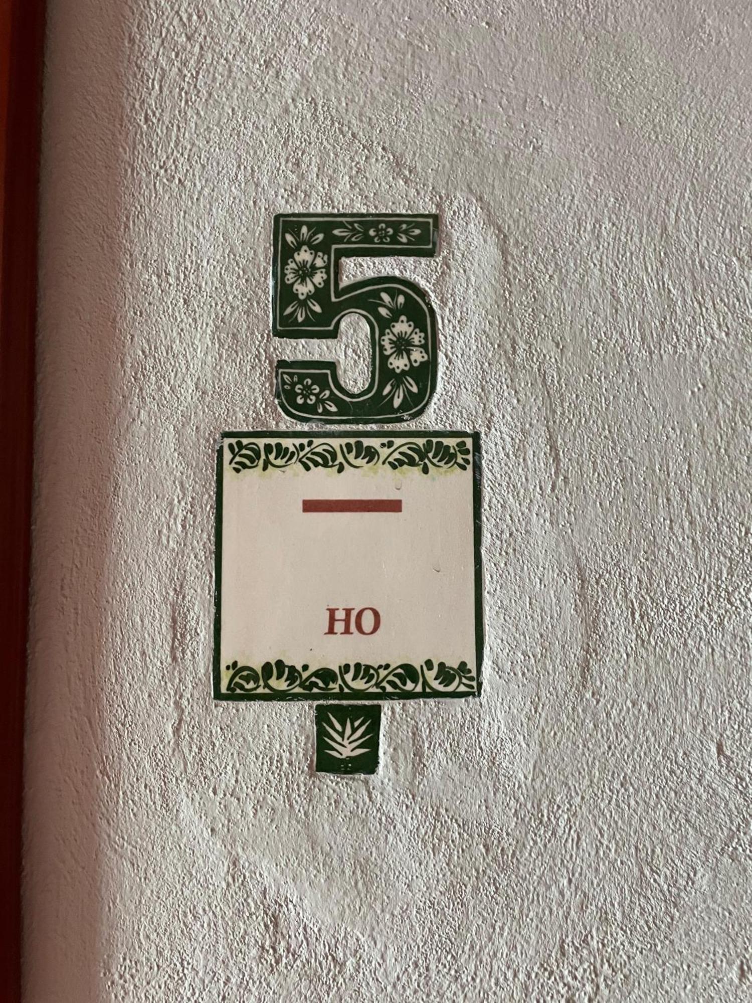 Hostal Poquito A Poquito Valladolid  Ngoại thất bức ảnh